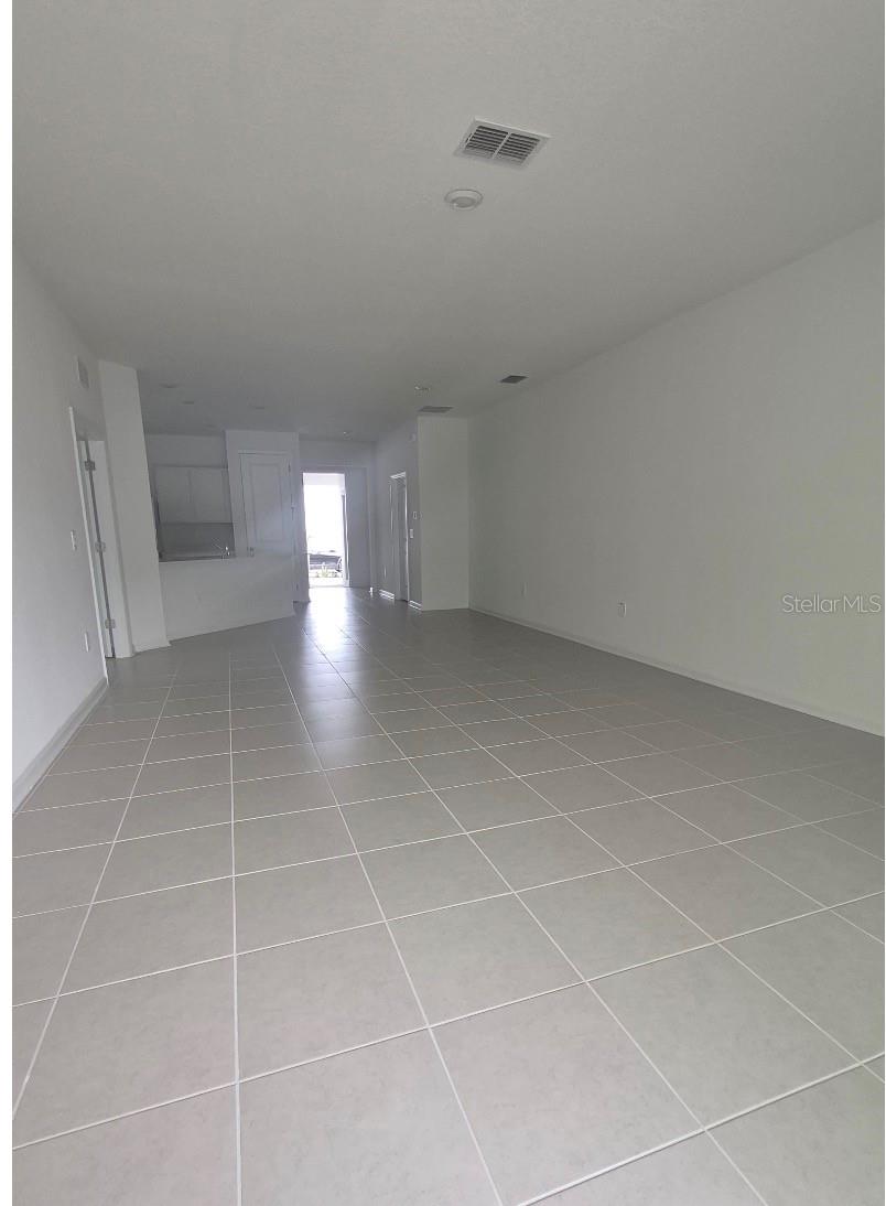 HAMILTON BLUFF SUB - Residential Lease