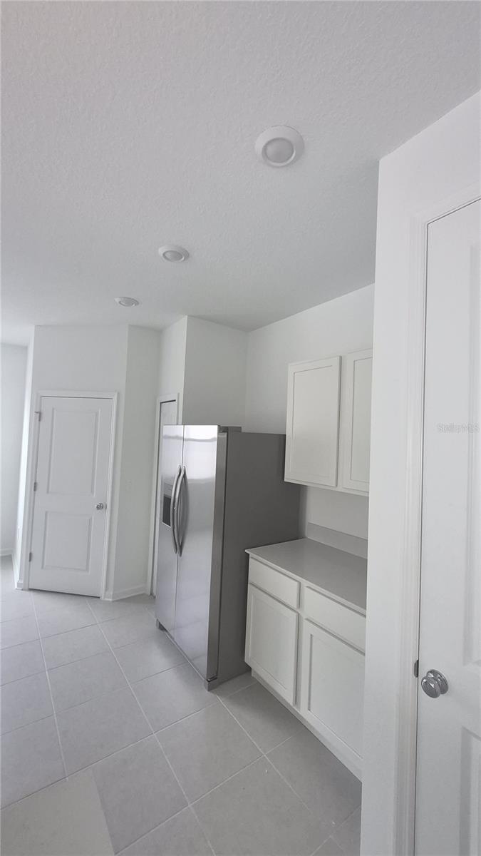 HAMILTON BLUFF SUB - Residential Lease