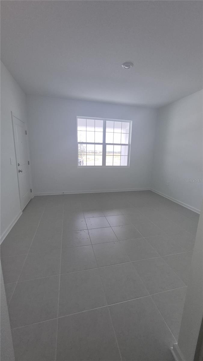 HAMILTON BLUFF SUB - Residential Lease