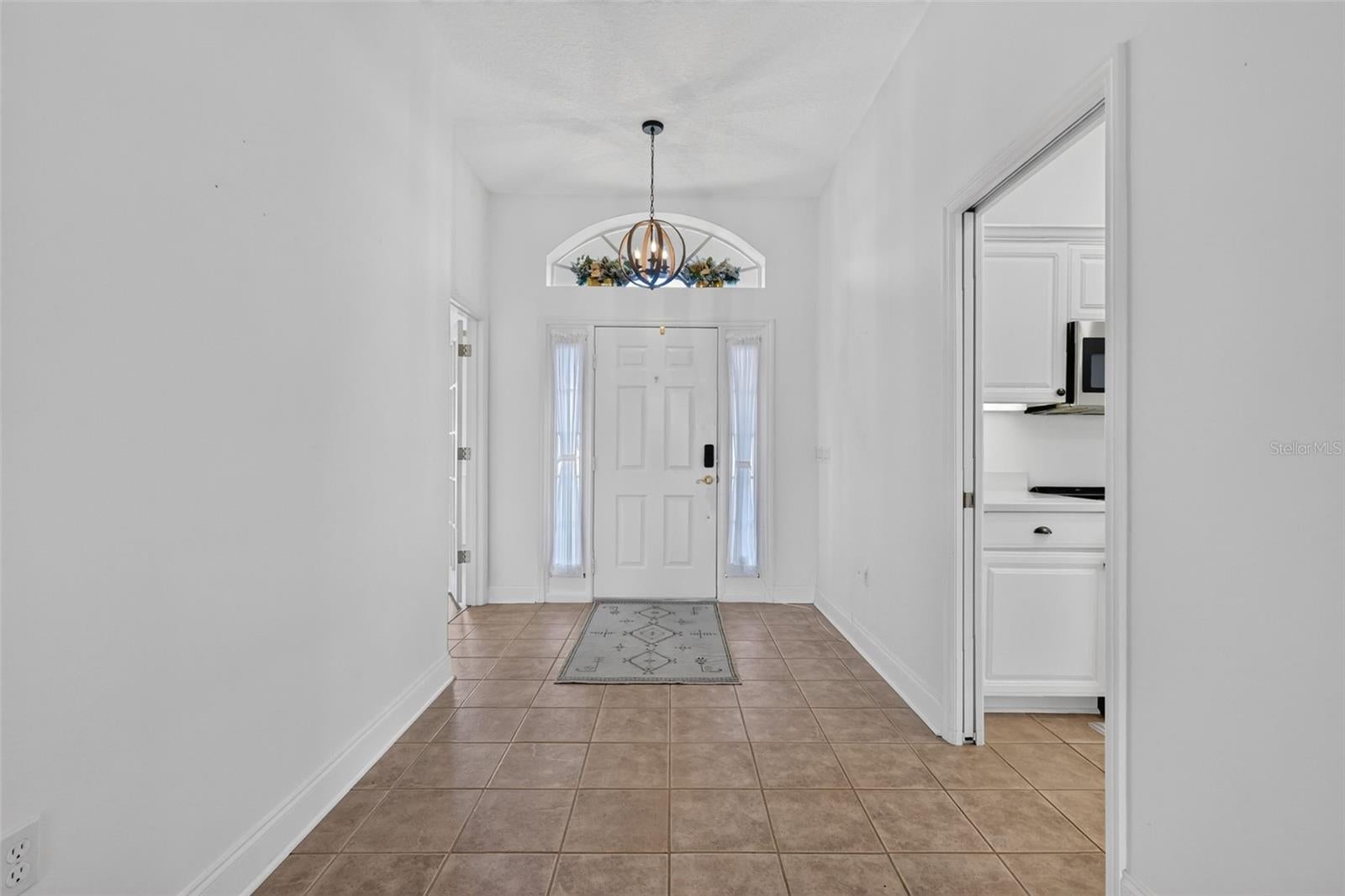 11506 LAKE DR
