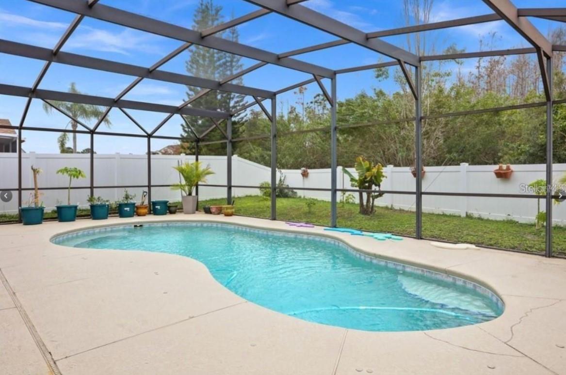 FALCON TRACE - Residential Lease