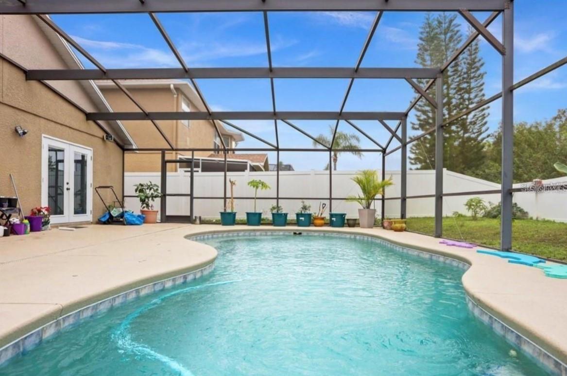 FALCON TRACE - Residential Lease