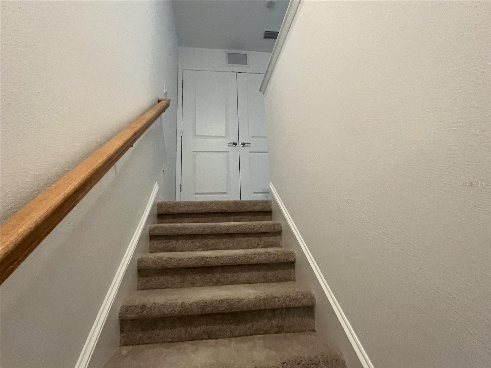 VINTERRA - Residential Lease