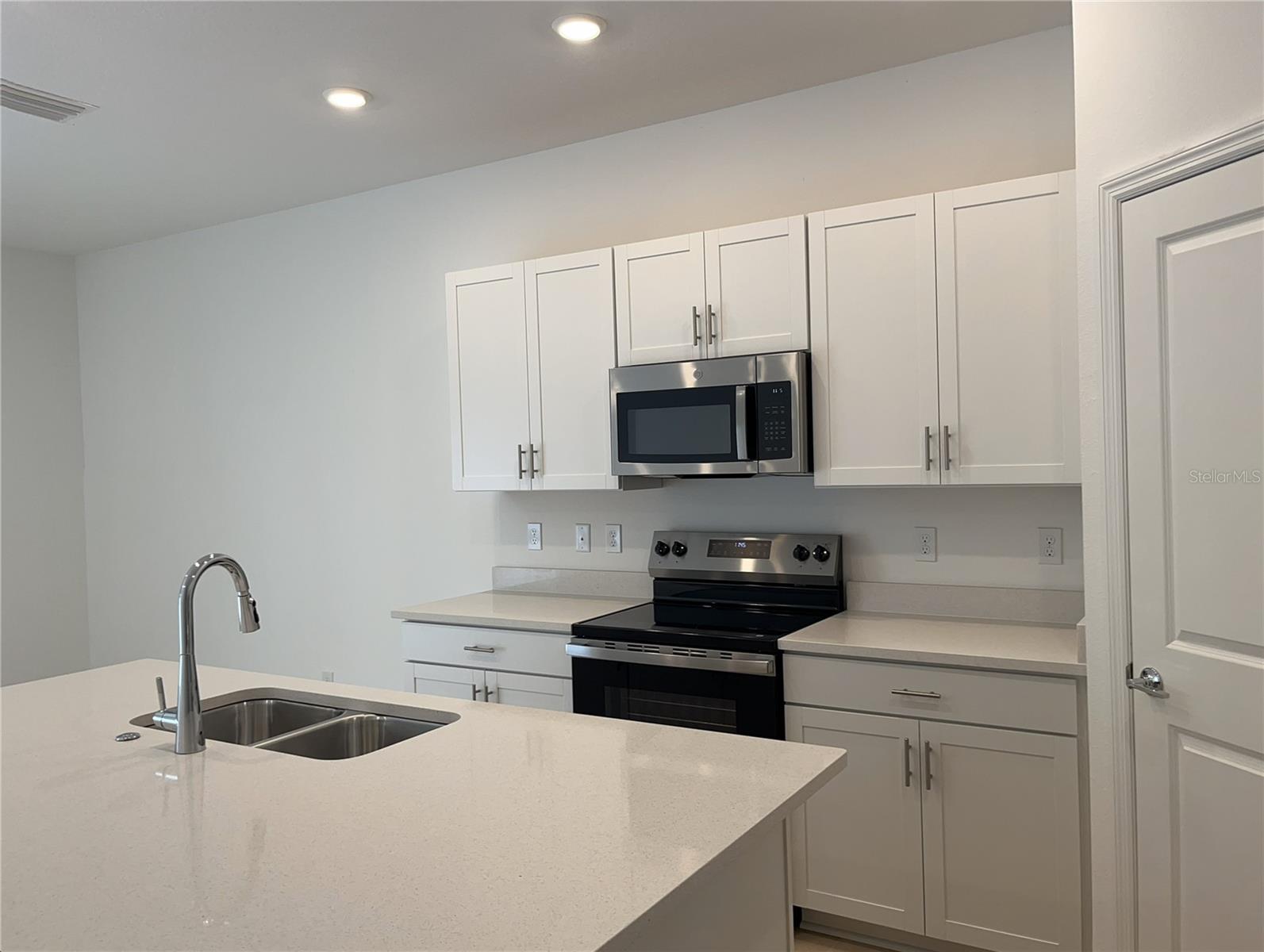 VINTERRA - Residential Lease