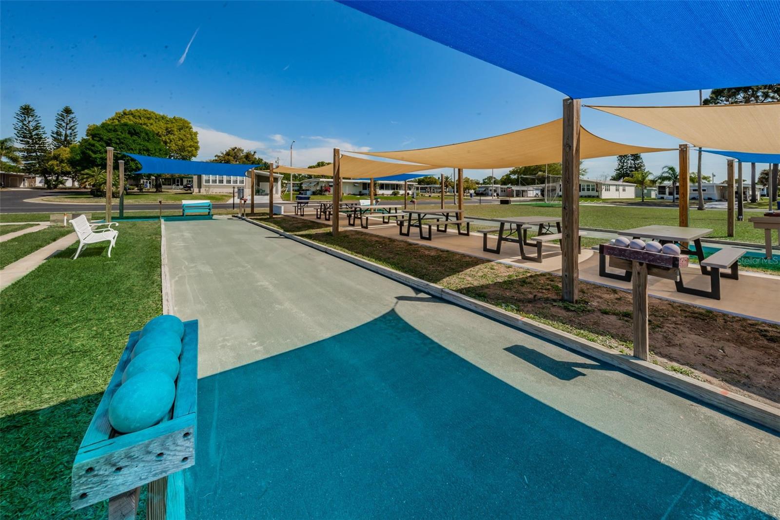 LAKE TARPON MOBILE HOME VILLAGE - Residential