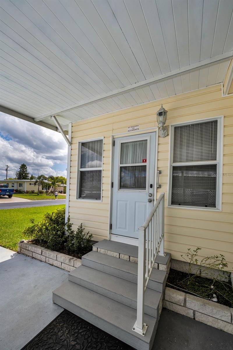 LAKE TARPON MOBILE HOME VILLAGE - Residential