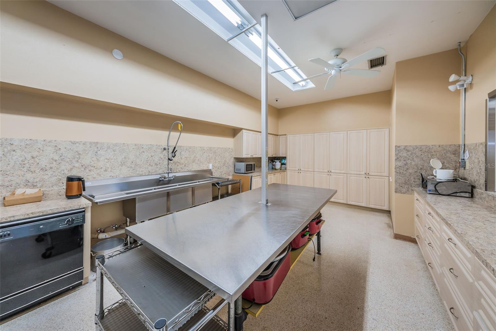 LAKE TARPON MOBILE HOME VILLAGE - Residential