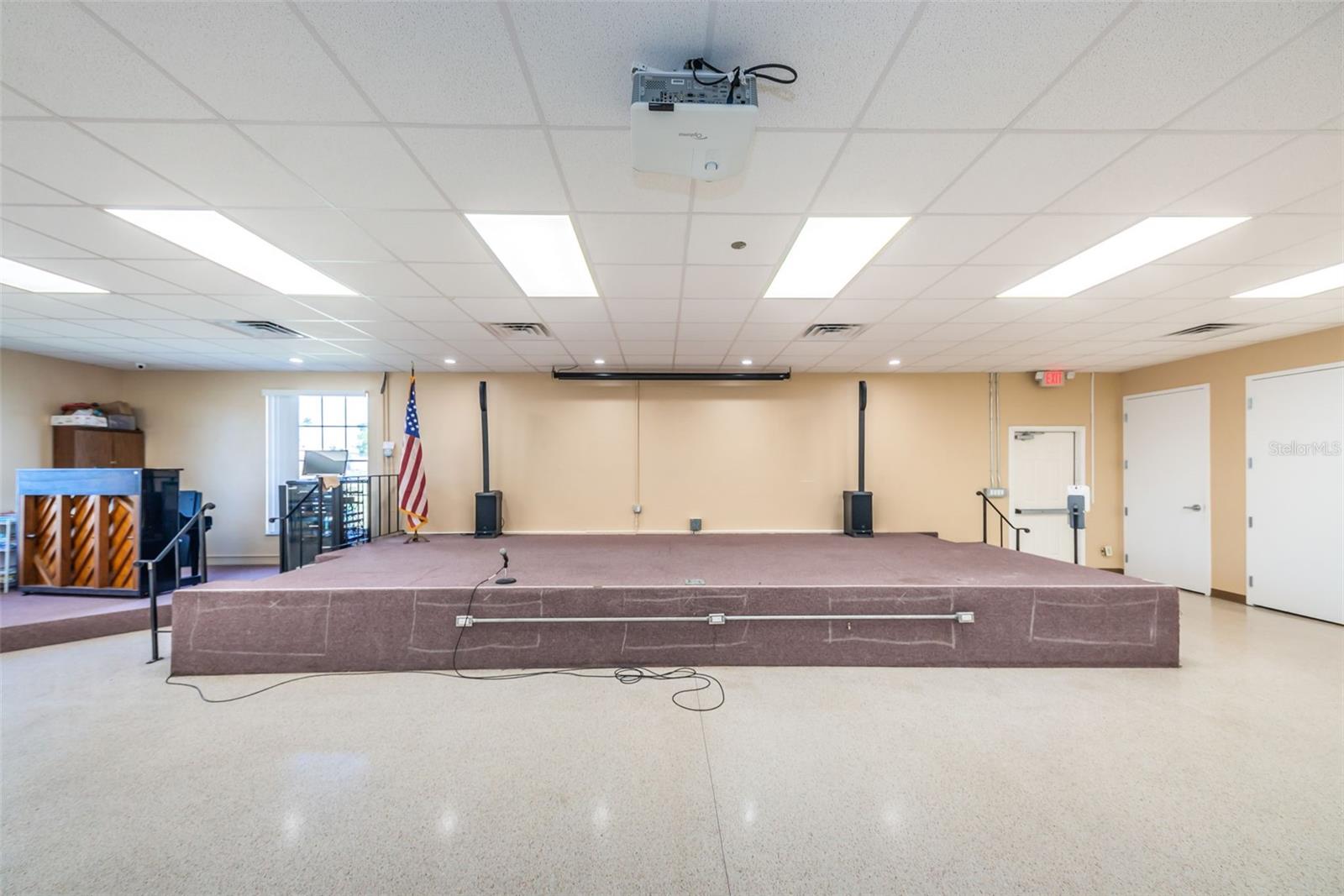 LAKE TARPON MOBILE HOME VILLAGE - Residential