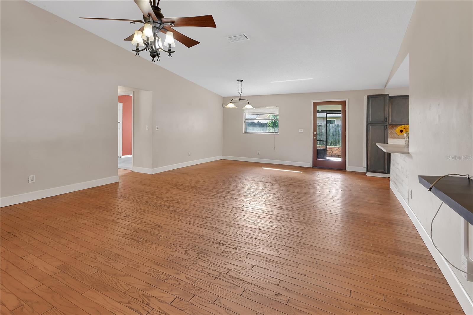583 CAMBRIDGE CIRCLE
