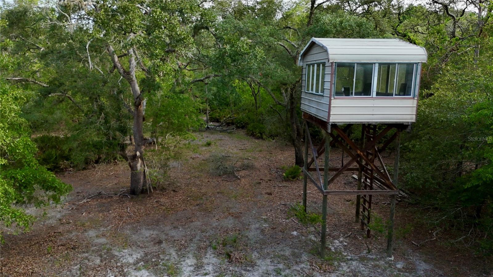 ROLLING PINES - Residential