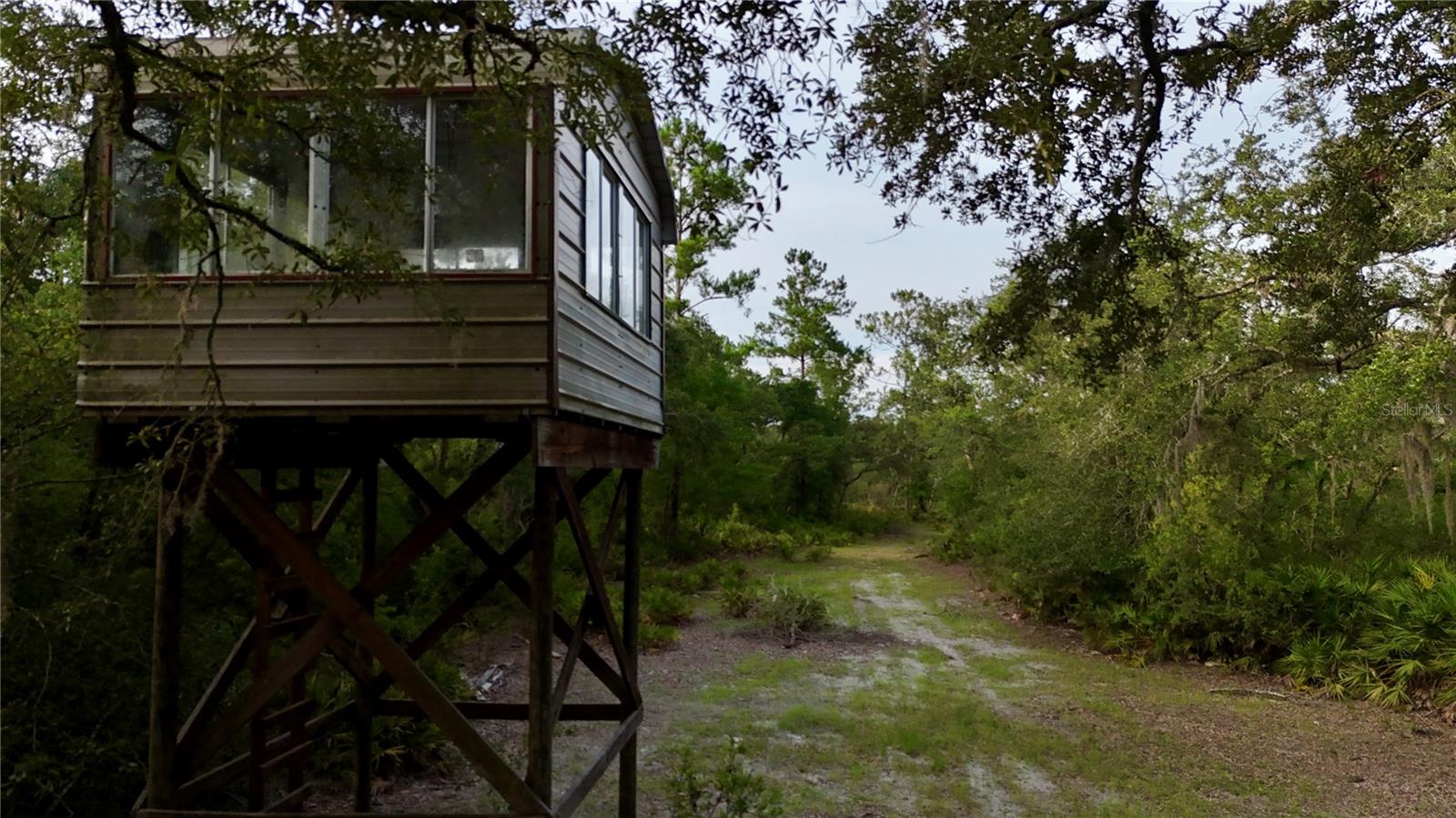 ROLLING PINES - Residential