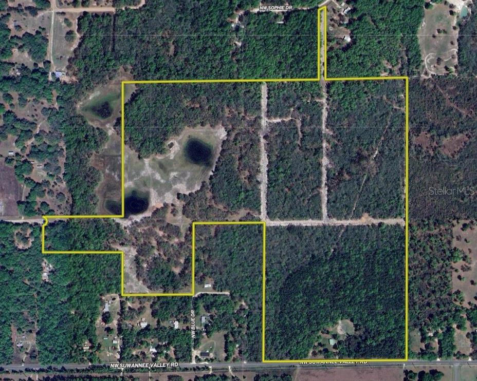 ROLLING PINES - Residential