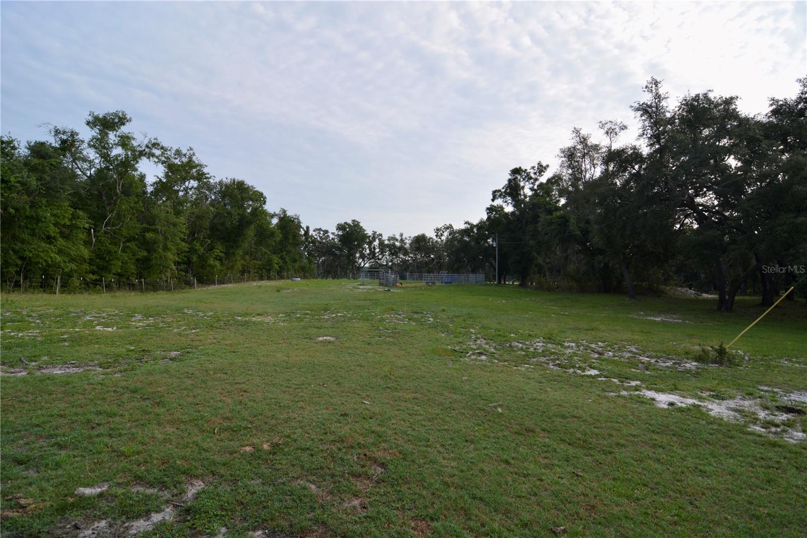 ROLLING PINES - Residential