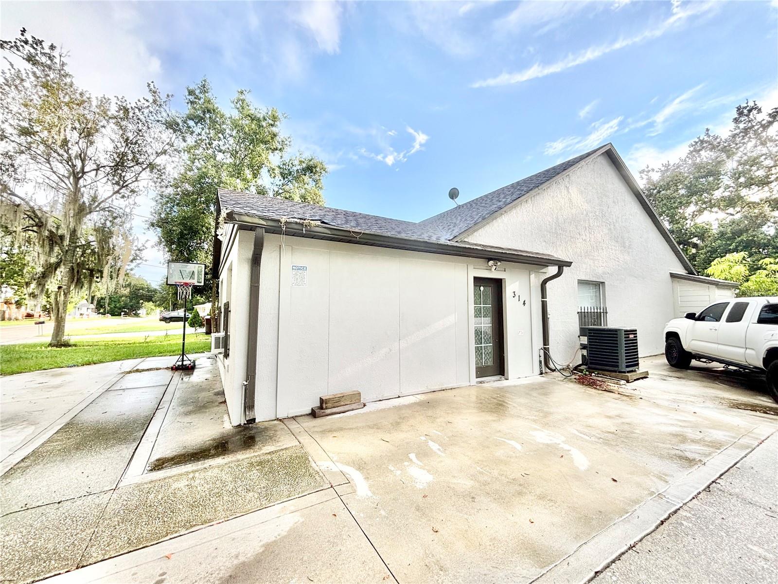 W H FARMERS - Residential