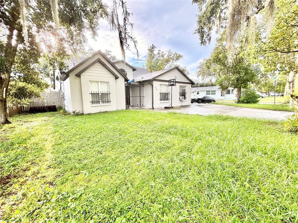Photo of 314 Alma Street, Kissimmee, FL 34741 (MLS # O6338049)