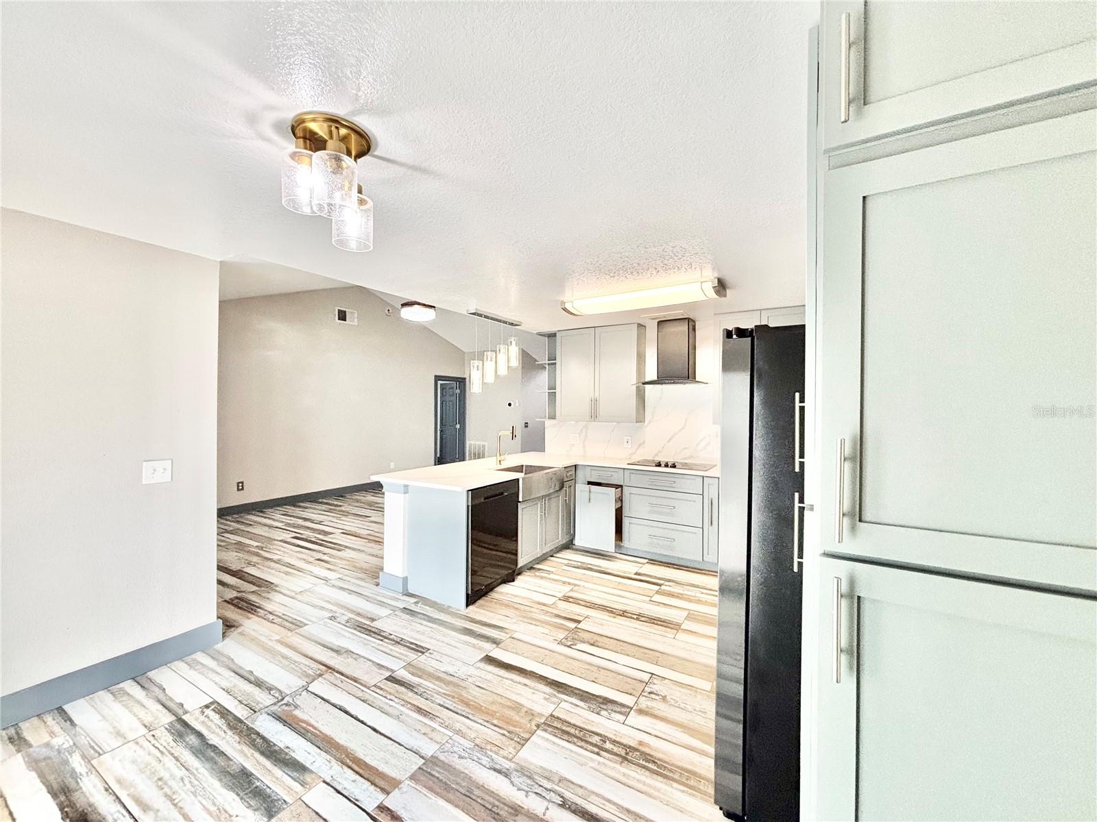 W H FARMERS - Residential