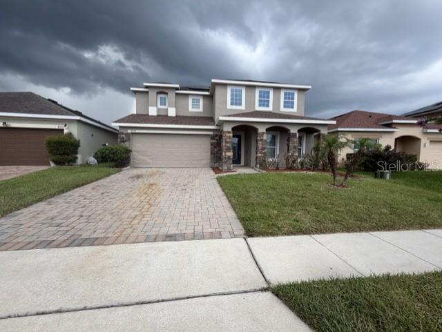 4907 ROCKVALE DR.
