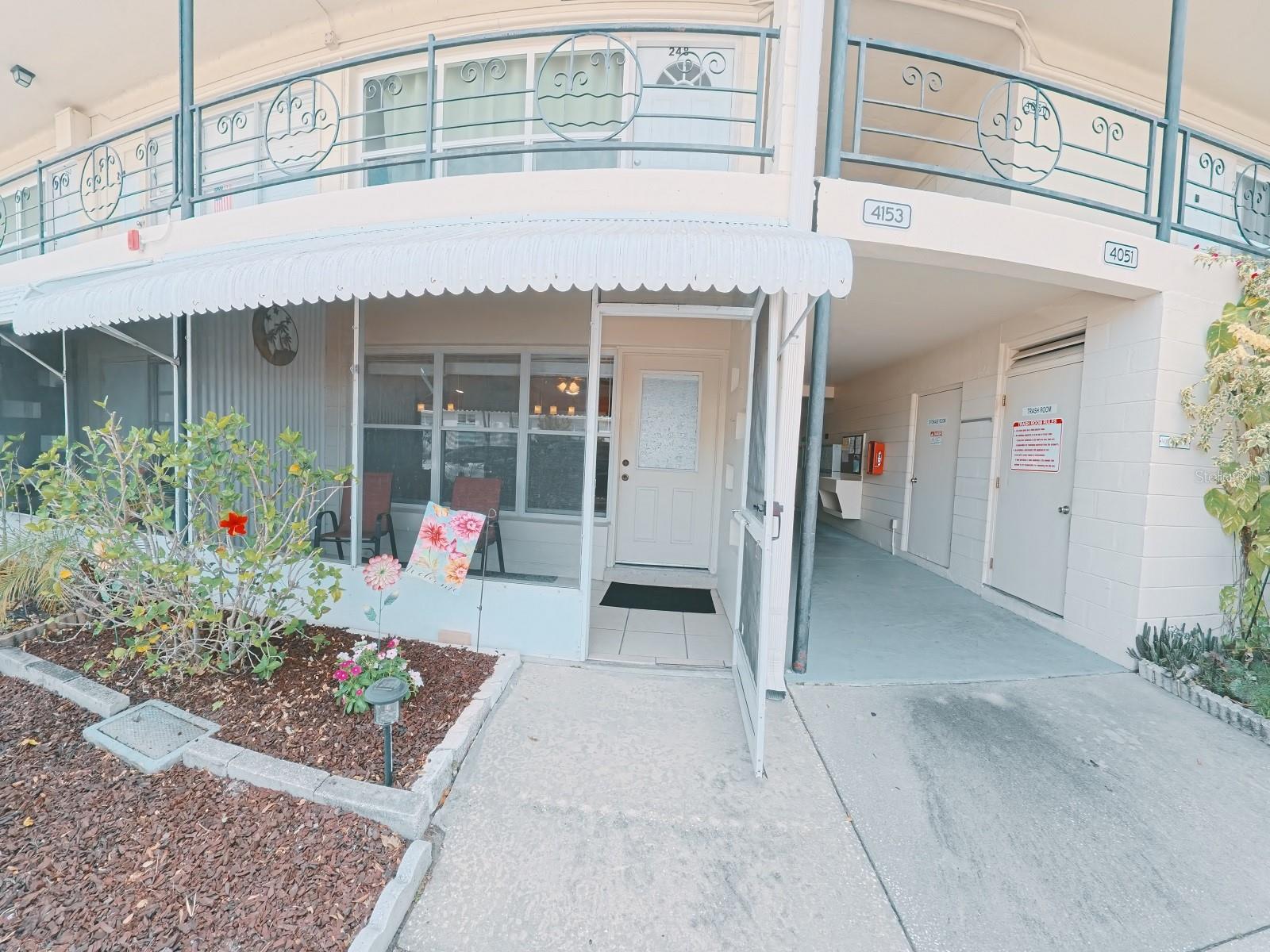 CLEARVIEW OAKS BLDG 9 - Residential