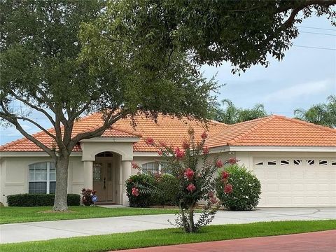 A home in WINTER HAVEN