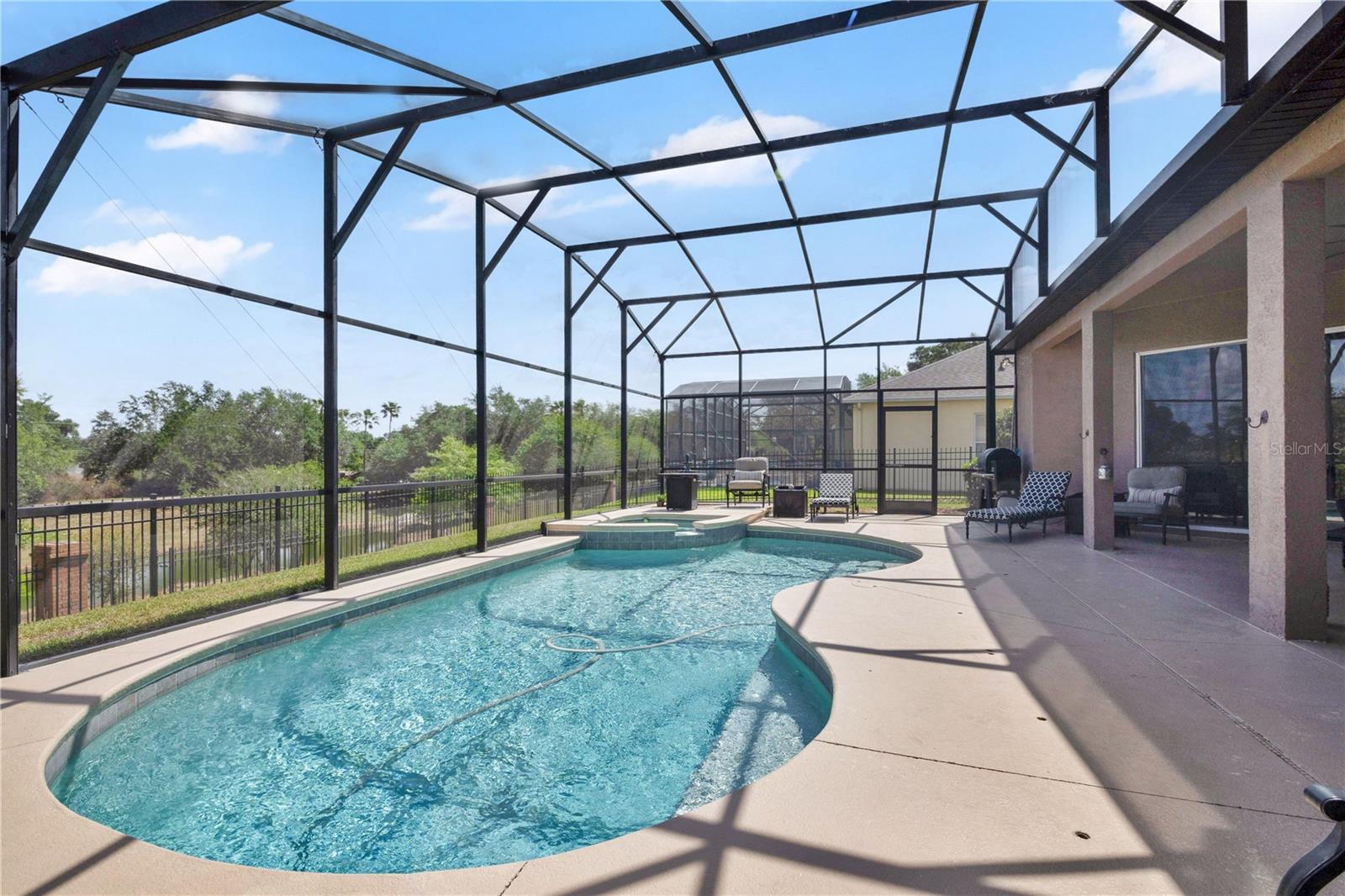 WESTOVER CLUB PH 01 44/139 - Residential