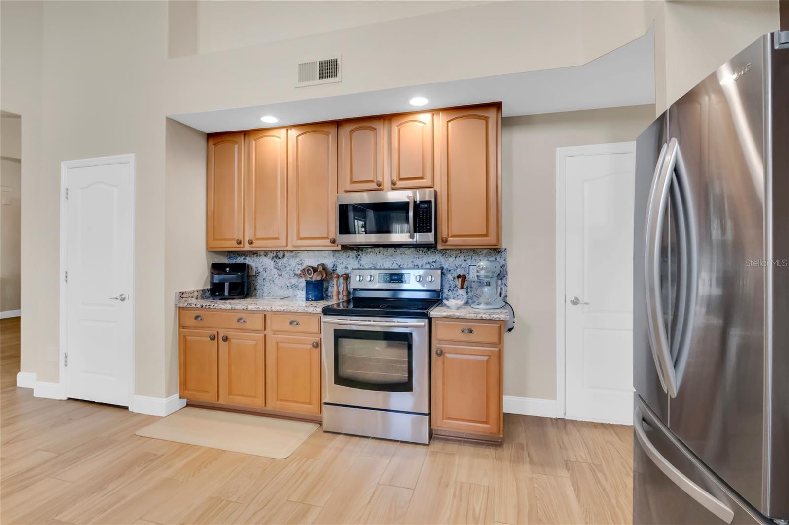 WESTOVER CLUB PH 01 44/139 - Residential