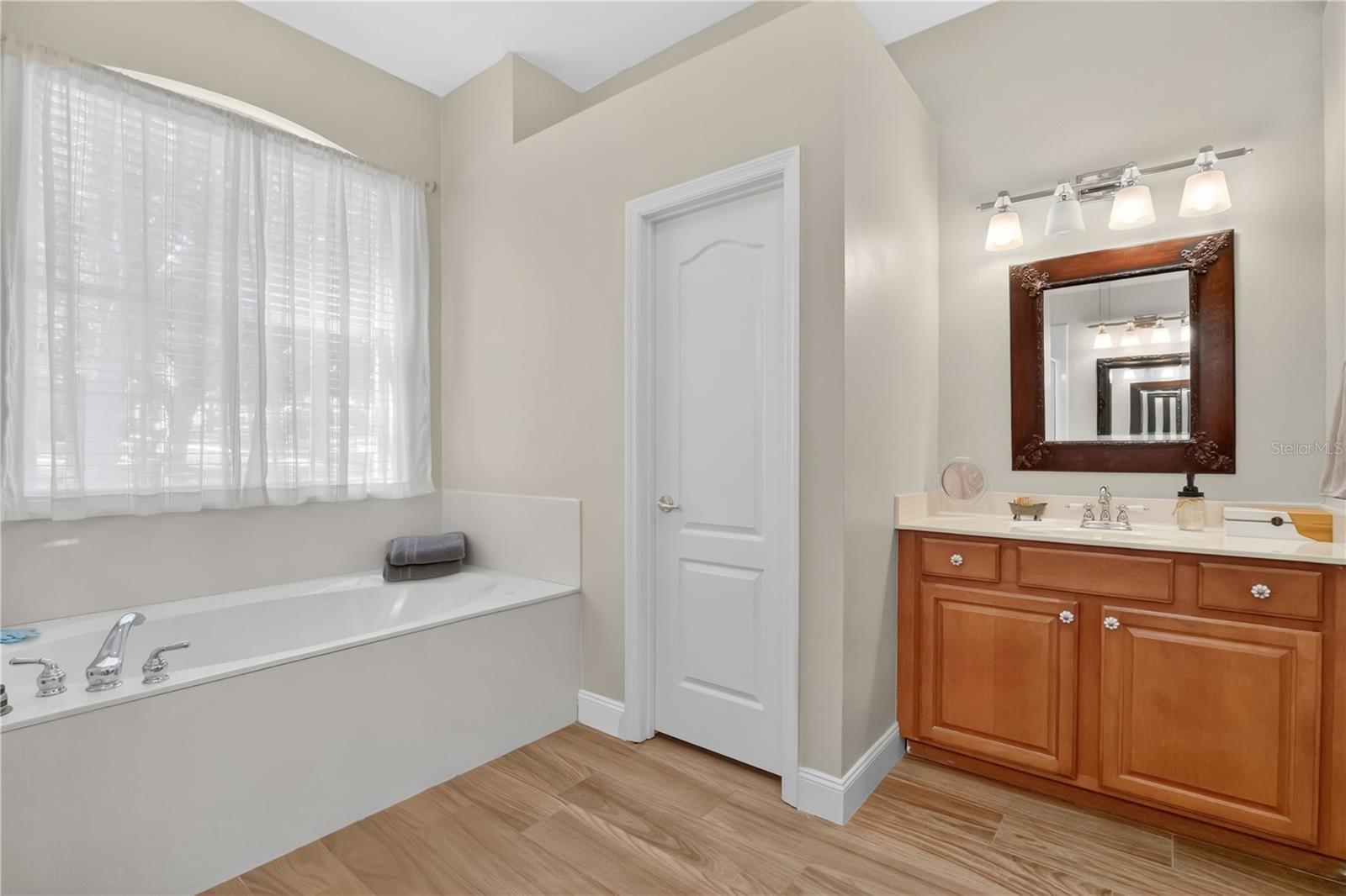 WESTOVER CLUB PH 01 44/139 - Residential