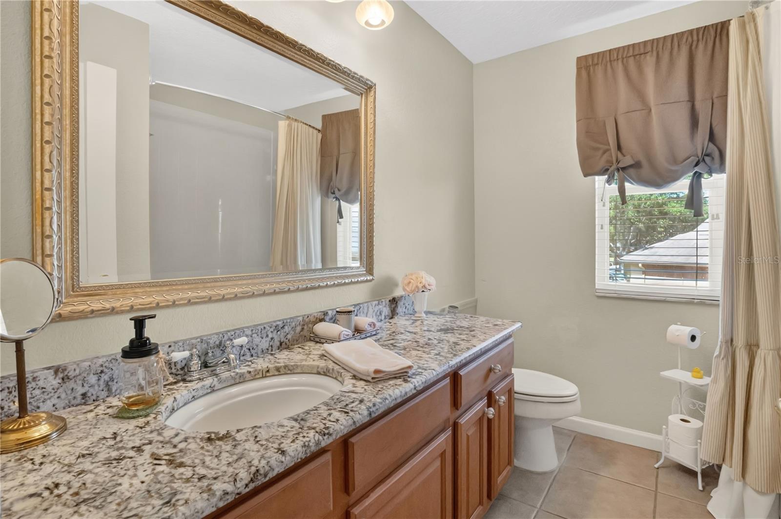 WESTOVER CLUB PH 01 44/139 - Residential