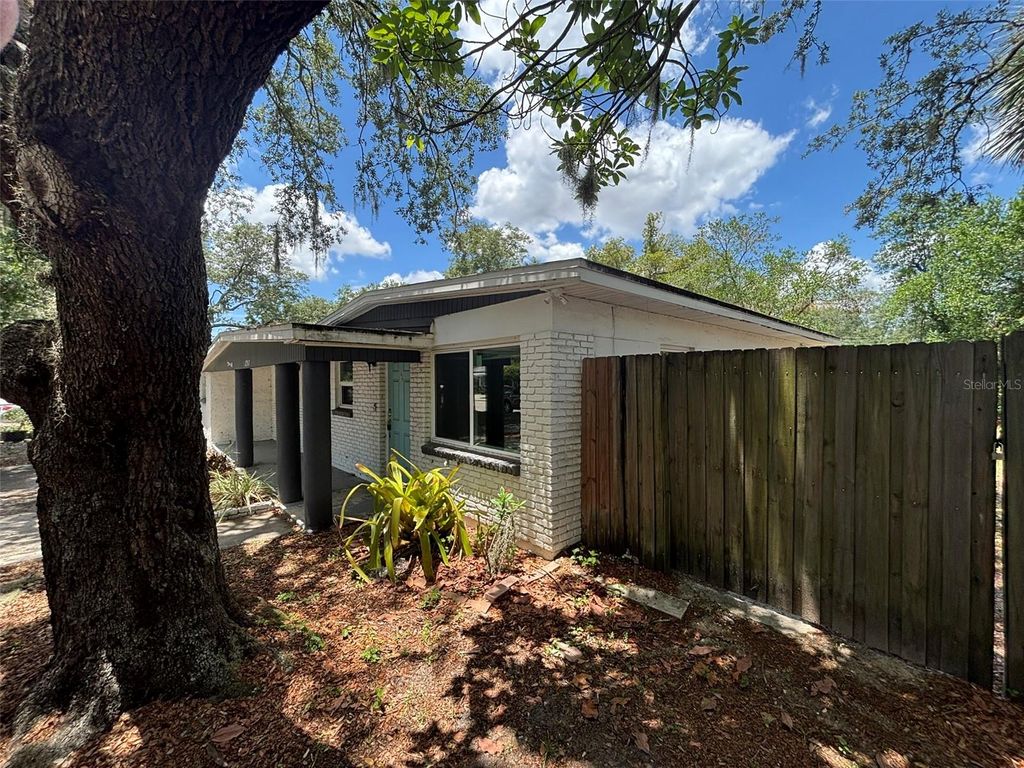Photo of 2908 E Howell Street, Tampa, FL 33610 (MLS # TB8511821)