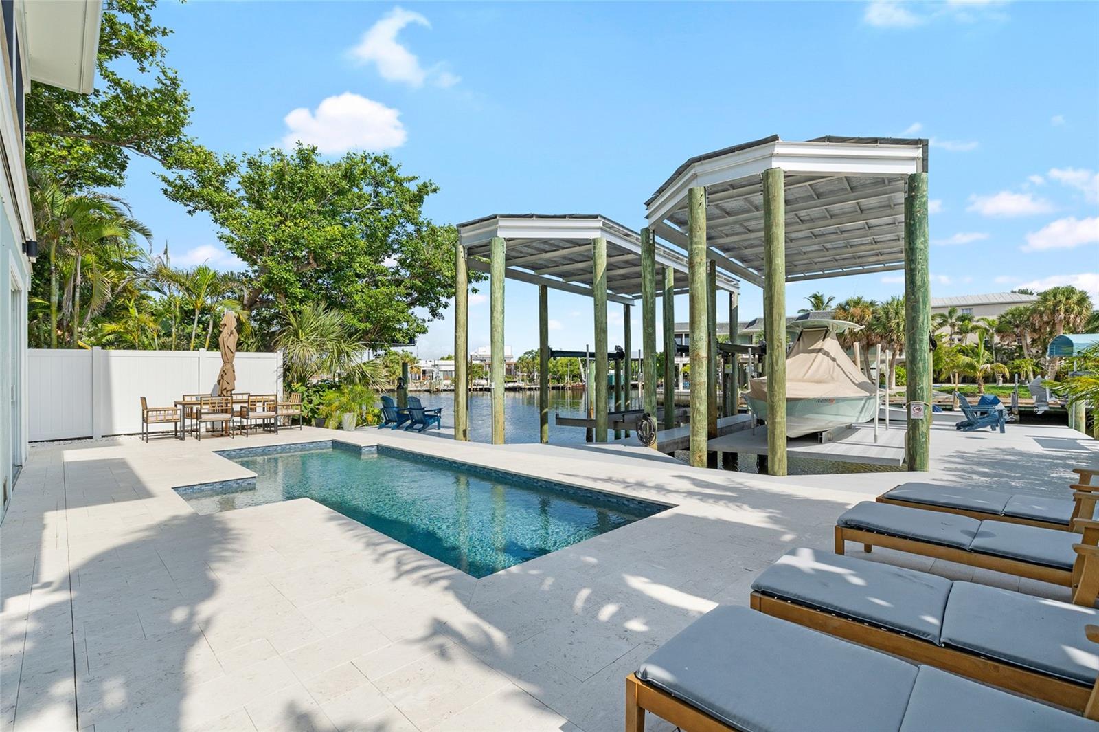 BG YACHT BASIN DAMFIWILL - Residential