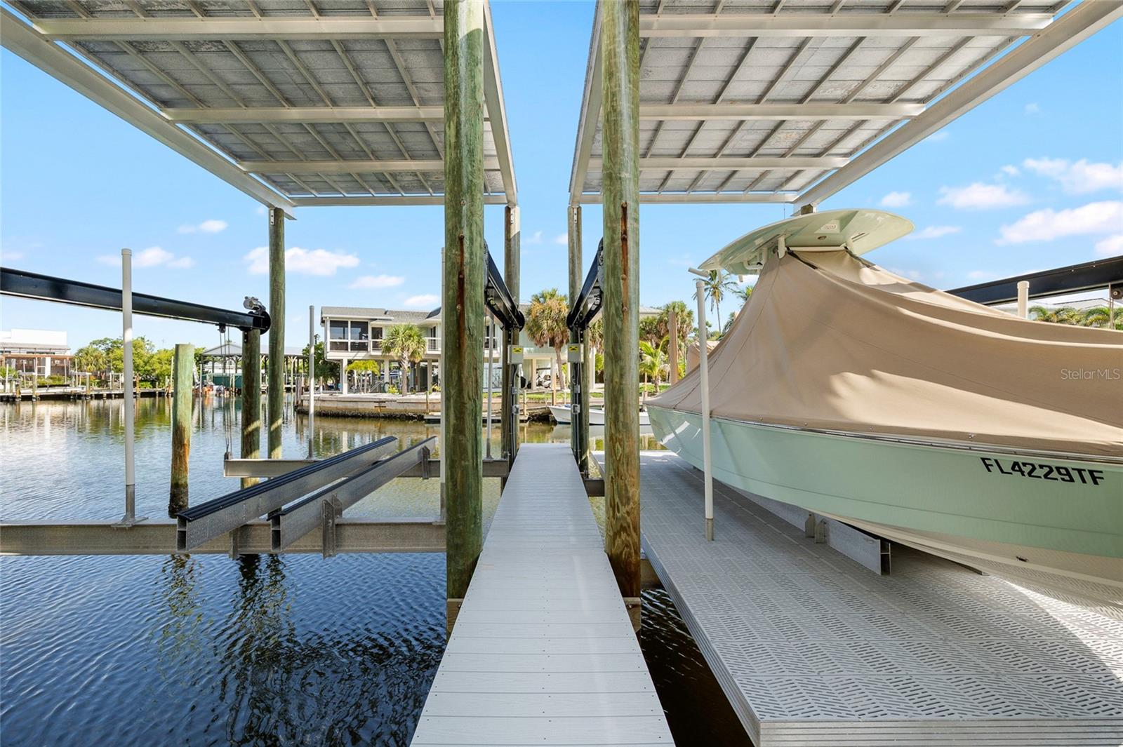 BG YACHT BASIN DAMFIWILL - Residential