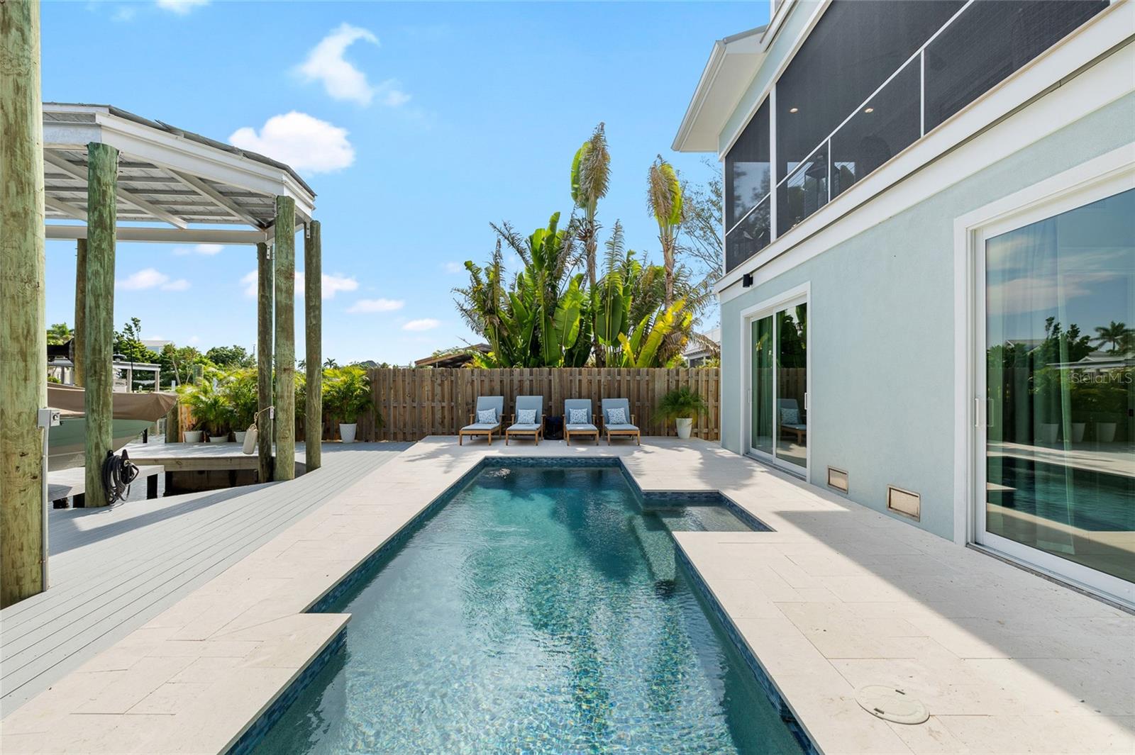 BG YACHT BASIN DAMFIWILL - Residential