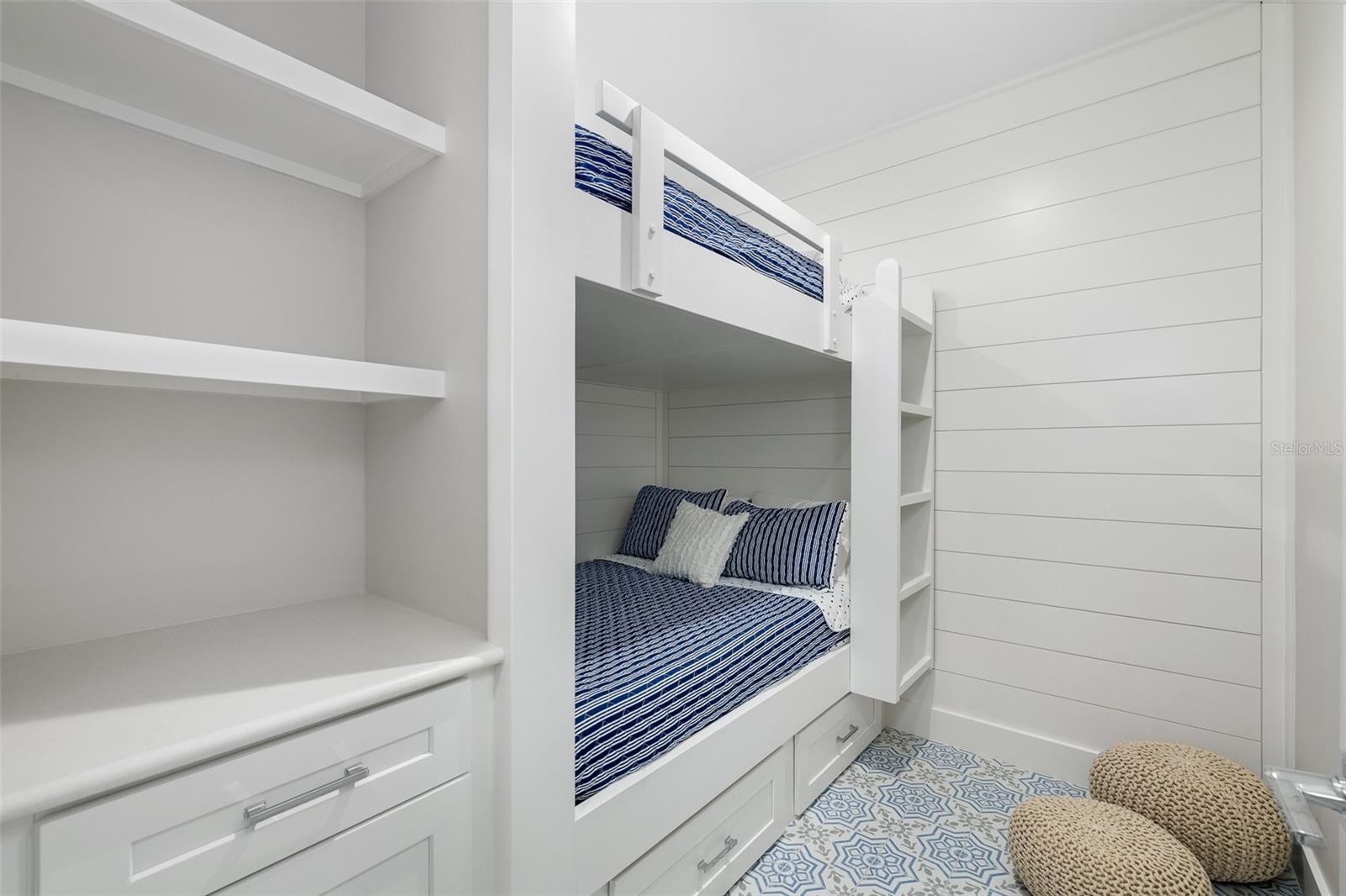 BG YACHT BASIN DAMFIWILL - Residential