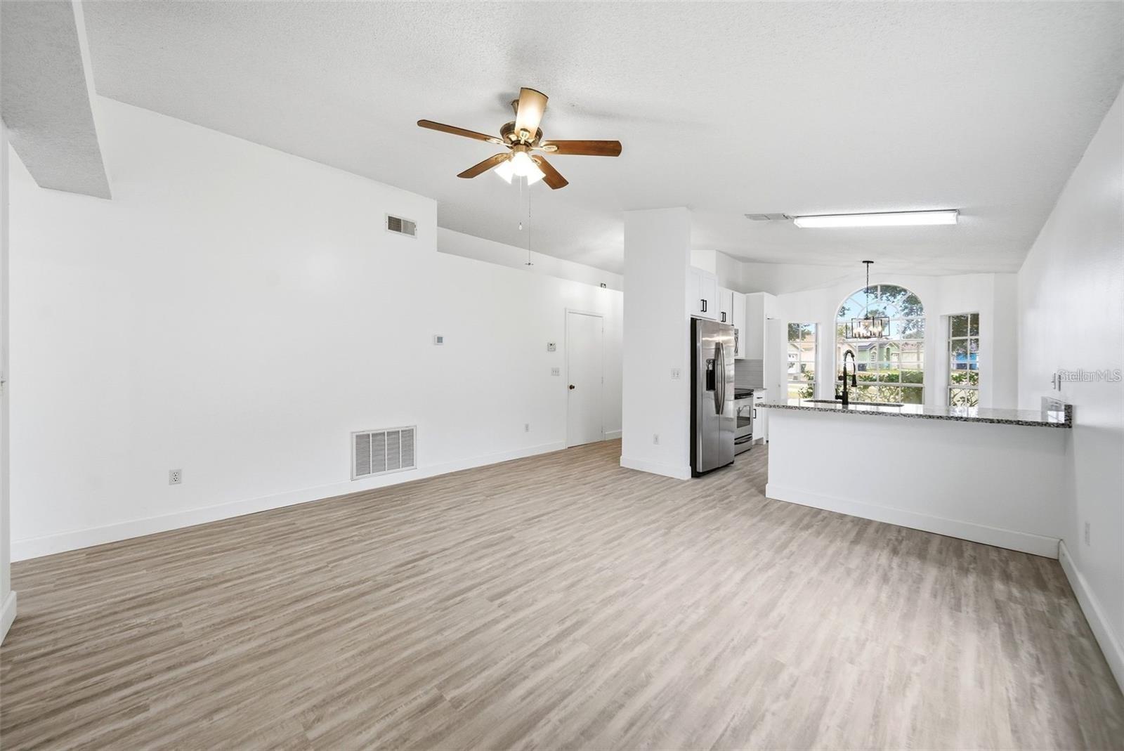 EDGEWATER SHORES - Residential Lease