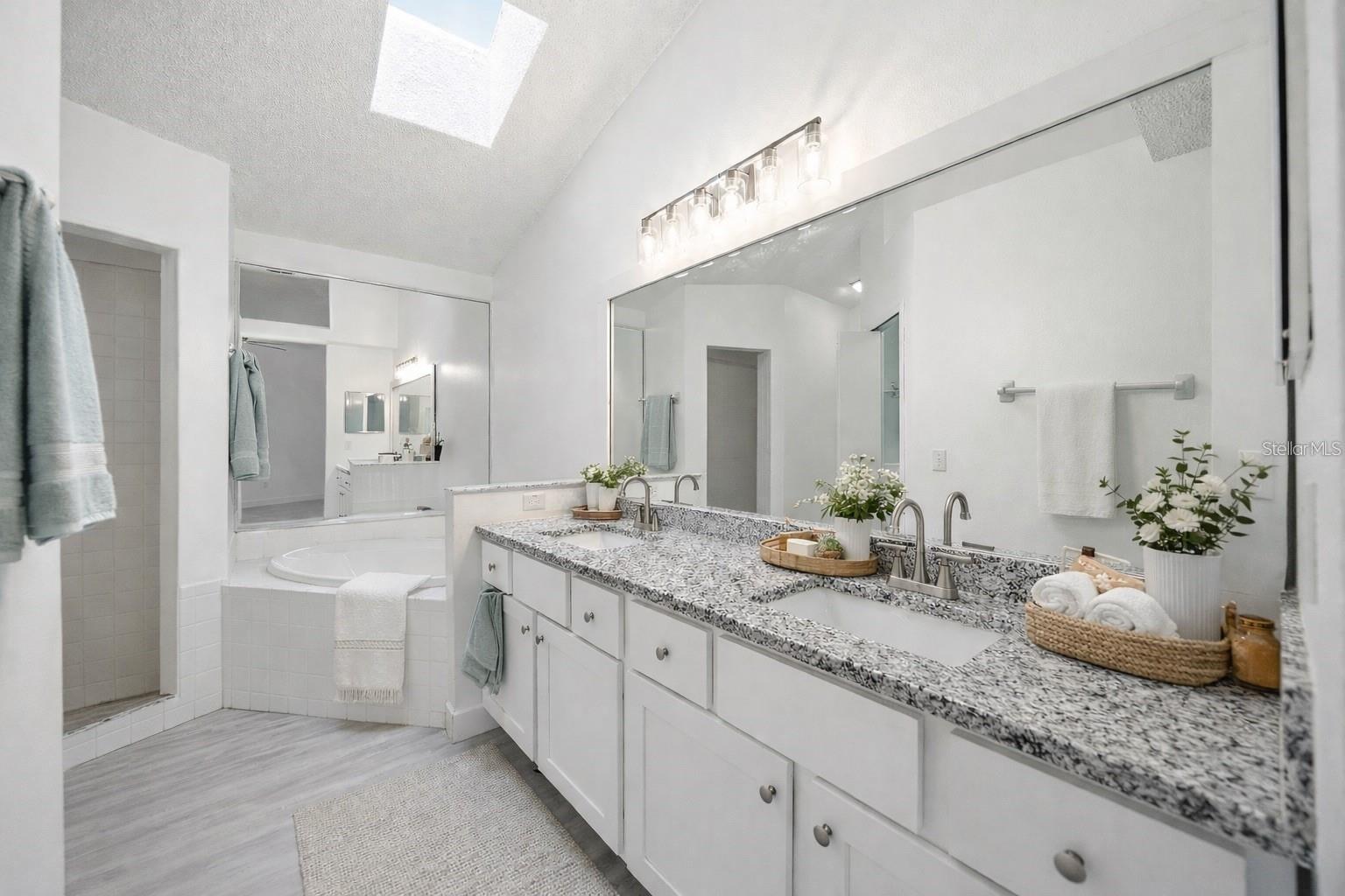 EDGEWATER SHORES - Residential Lease