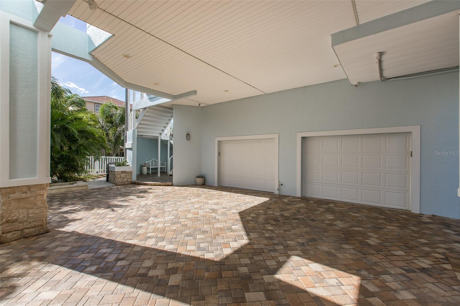 GULF HARBORS SOUTH BEACH - Residential