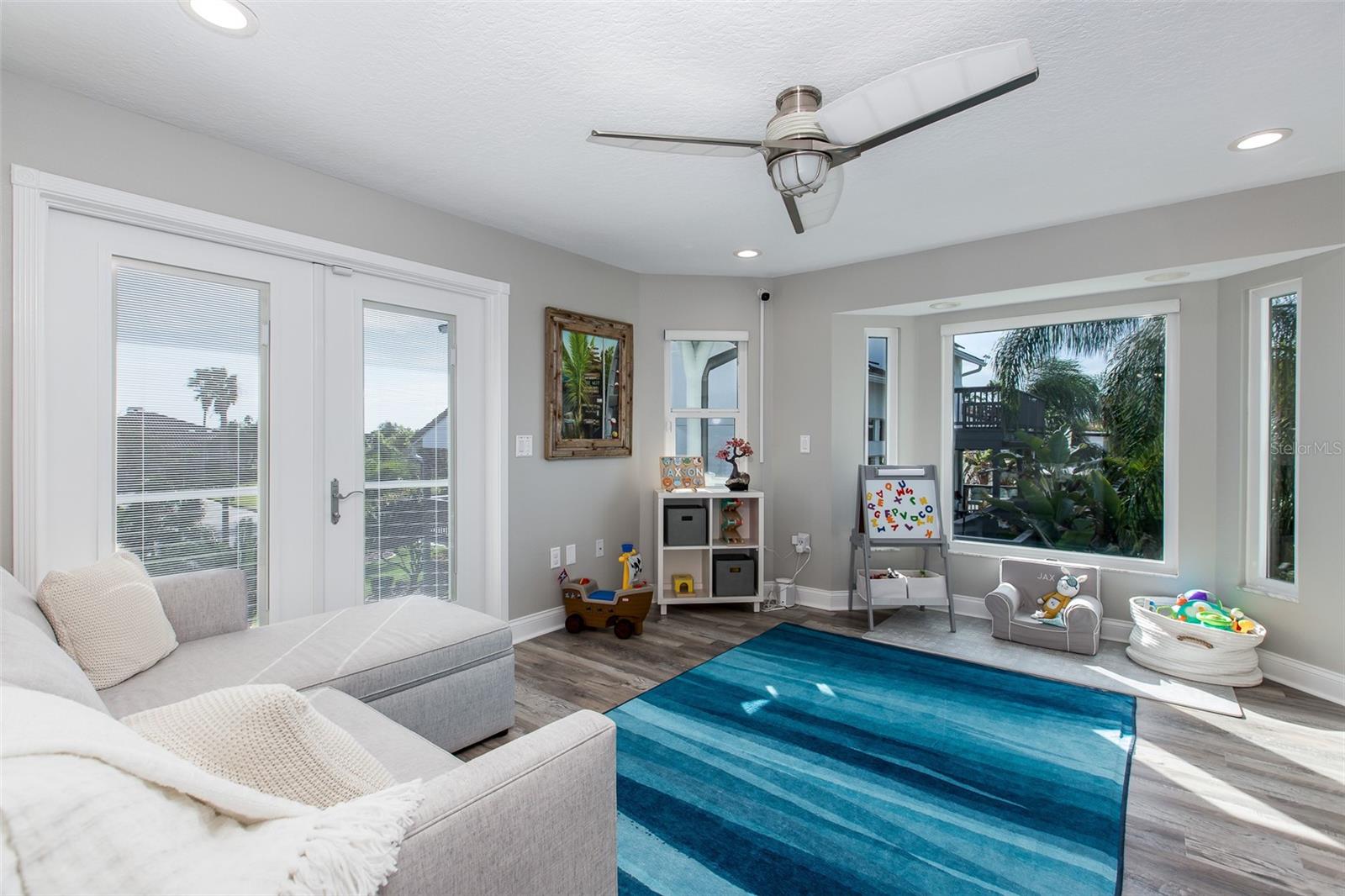 GULF HARBORS SOUTH BEACH - Residential