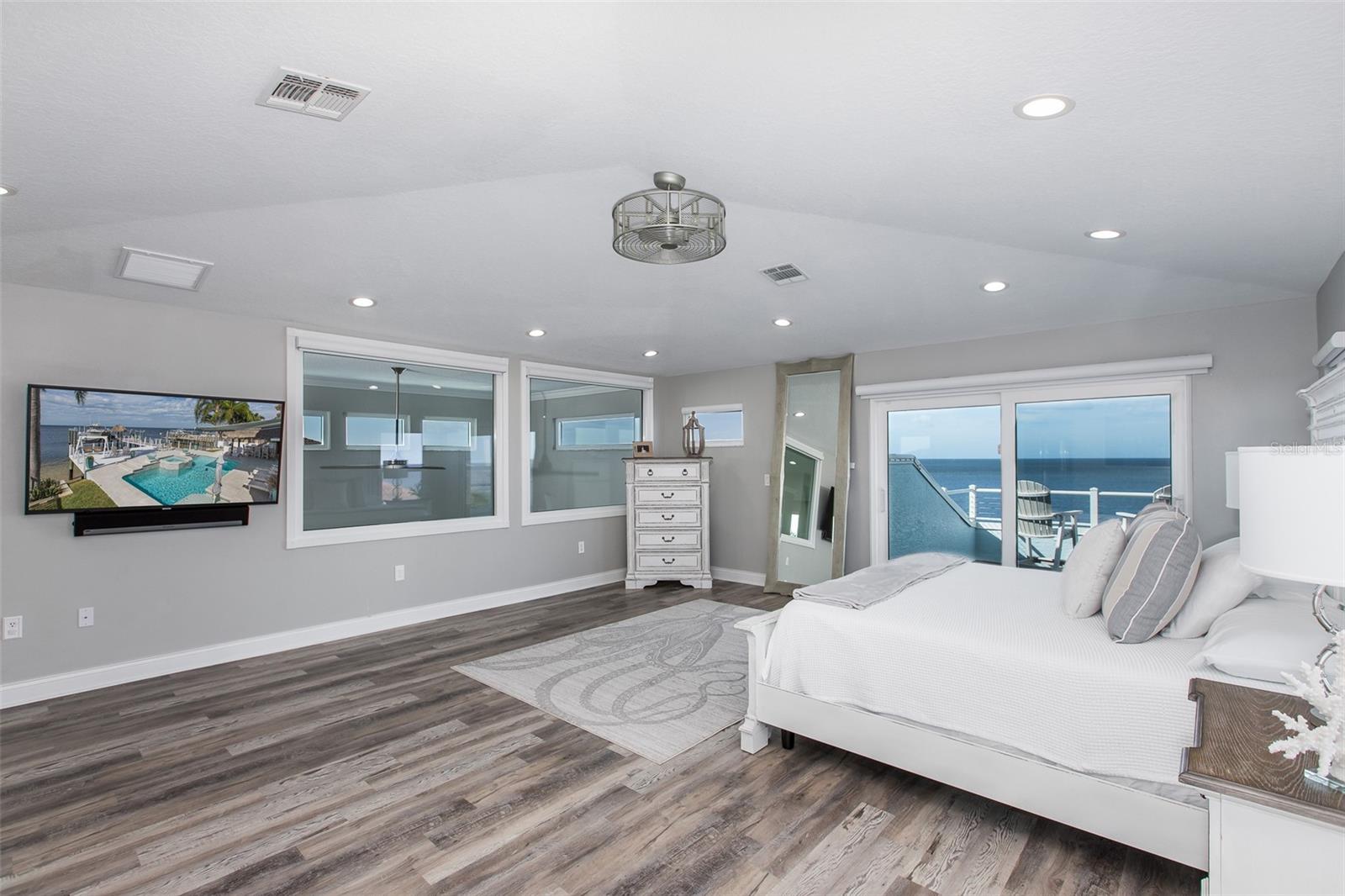 GULF HARBORS SOUTH BEACH - Residential