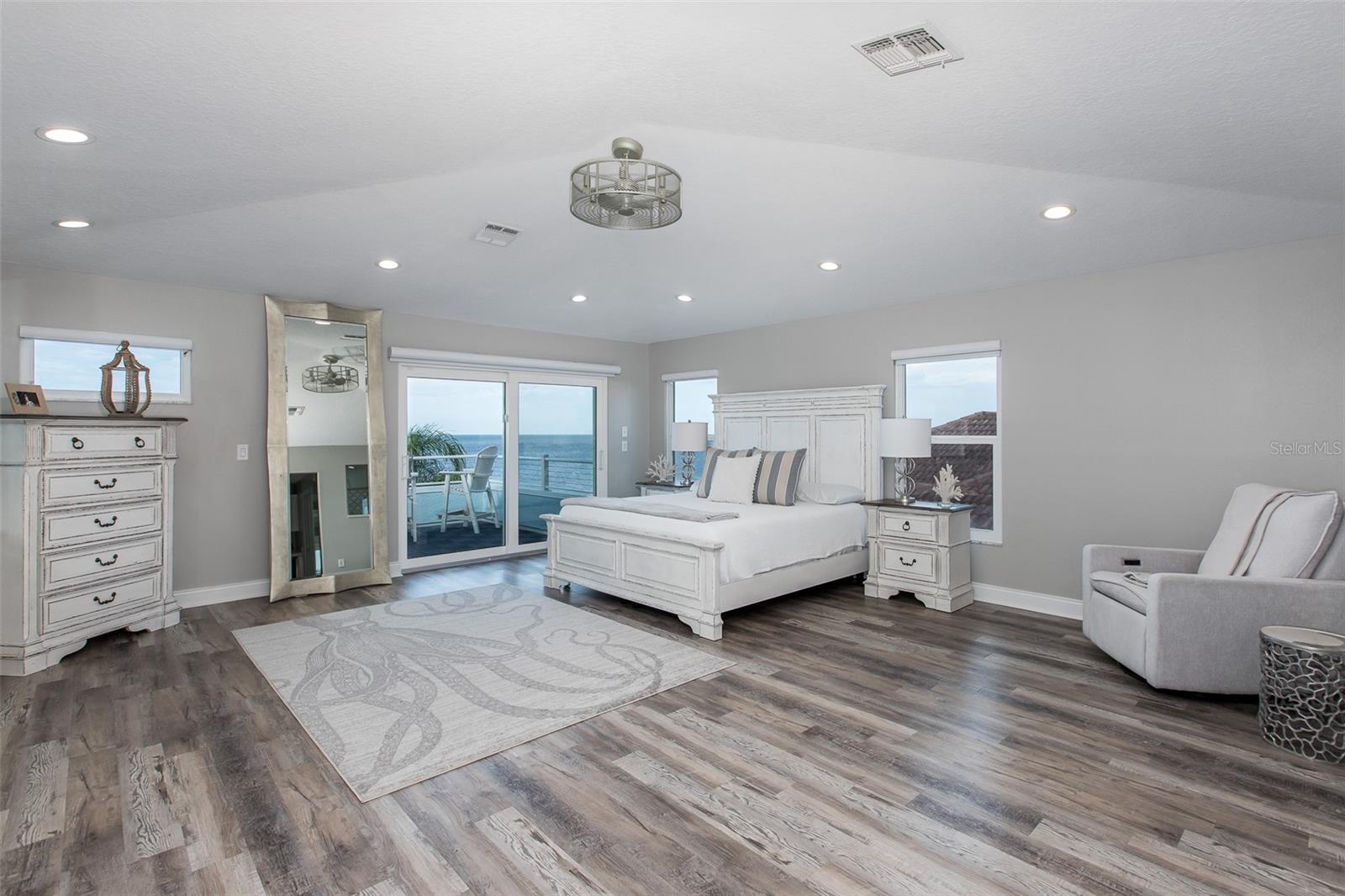 GULF HARBORS SOUTH BEACH - Residential