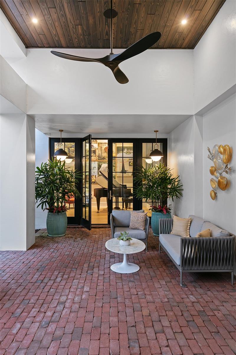 OSCEOLA SHORES SEC 01 - Residential