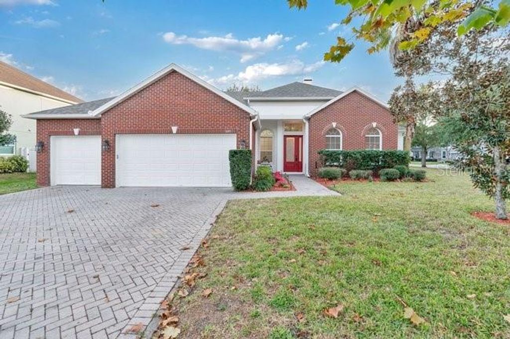 Photo of 101 Galileo Way, Oviedo, FL 32765 (MLS # O6371817)