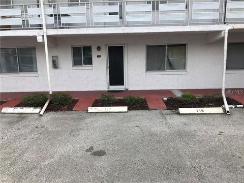 Photo of 1100 Martinique Drive #117, Winter Haven, FL 33884 (MLS # S5135085)