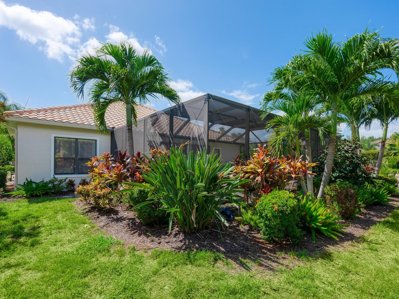 STONE RIDGE AT LAKEWOOD RANCH COUNTRY CLUB - Residential