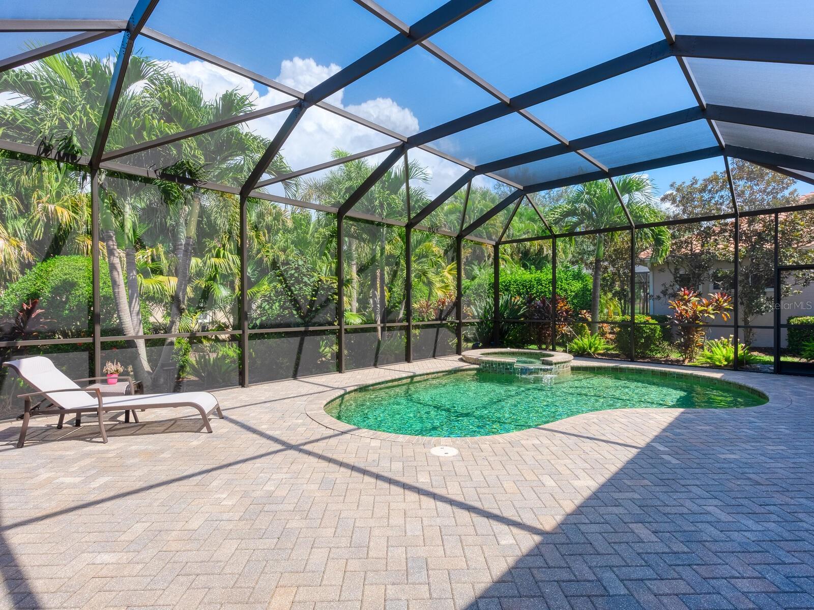 STONE RIDGE AT LAKEWOOD RANCH COUNTRY CLUB - Residential
