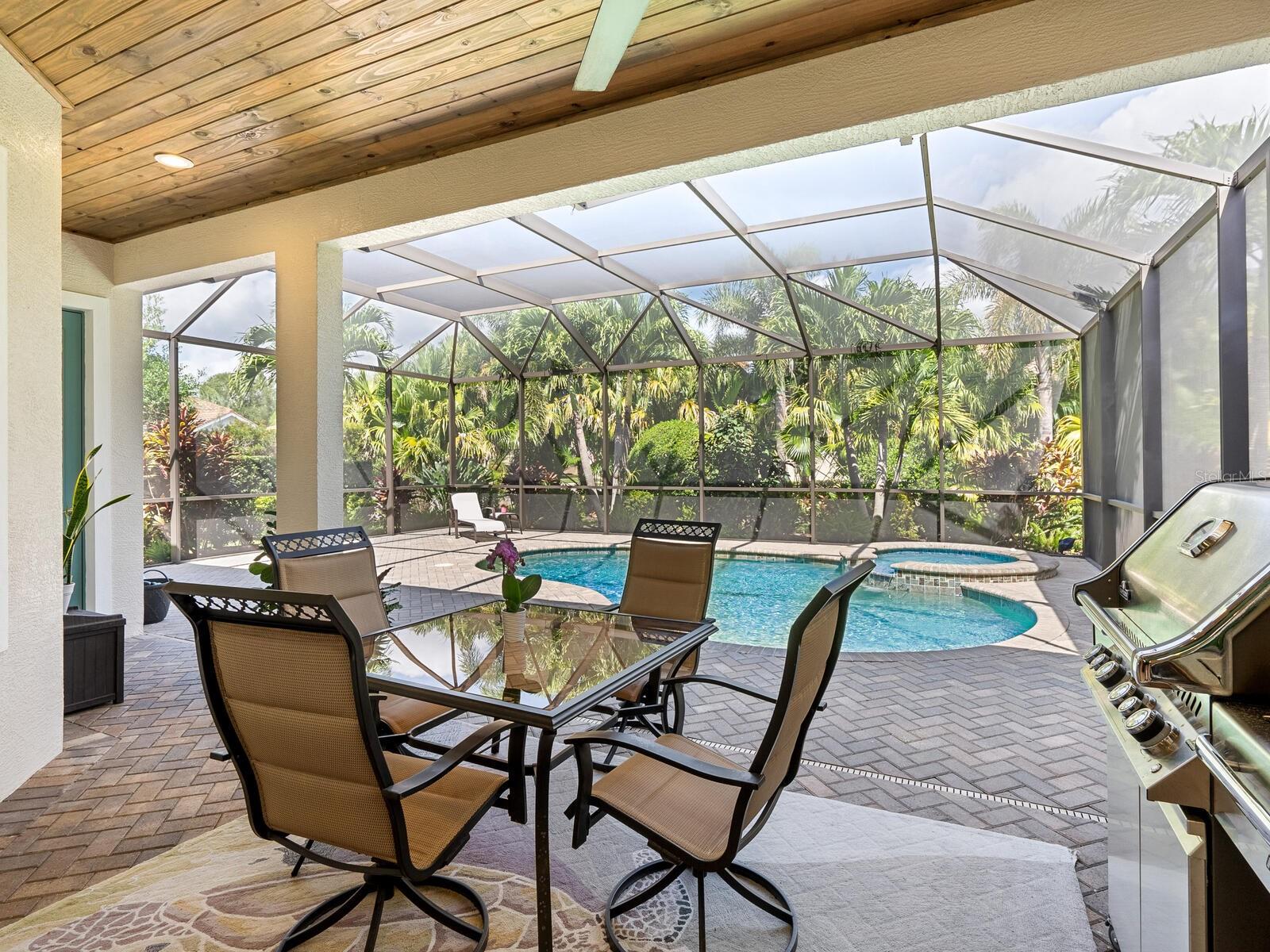 STONE RIDGE AT LAKEWOOD RANCH COUNTRY CLUB - Residential