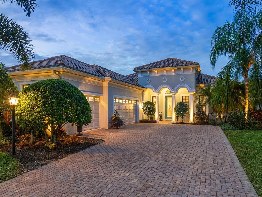 Photo of 12705 Stone Ridge Place, Lakewood Ranch, FL 34202 (MLS # A4667522)