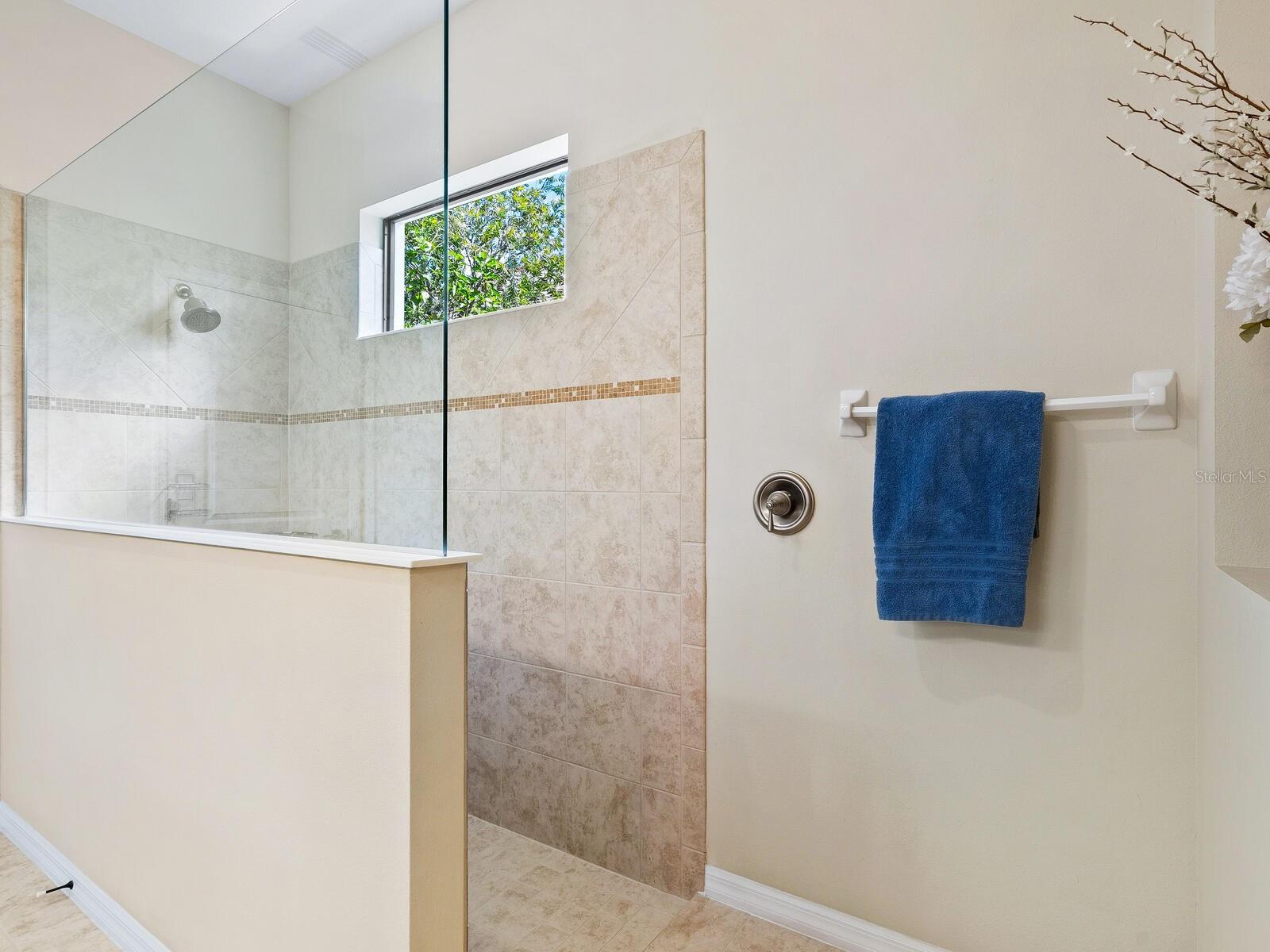 STONE RIDGE AT LAKEWOOD RANCH COUNTRY CLUB - Residential