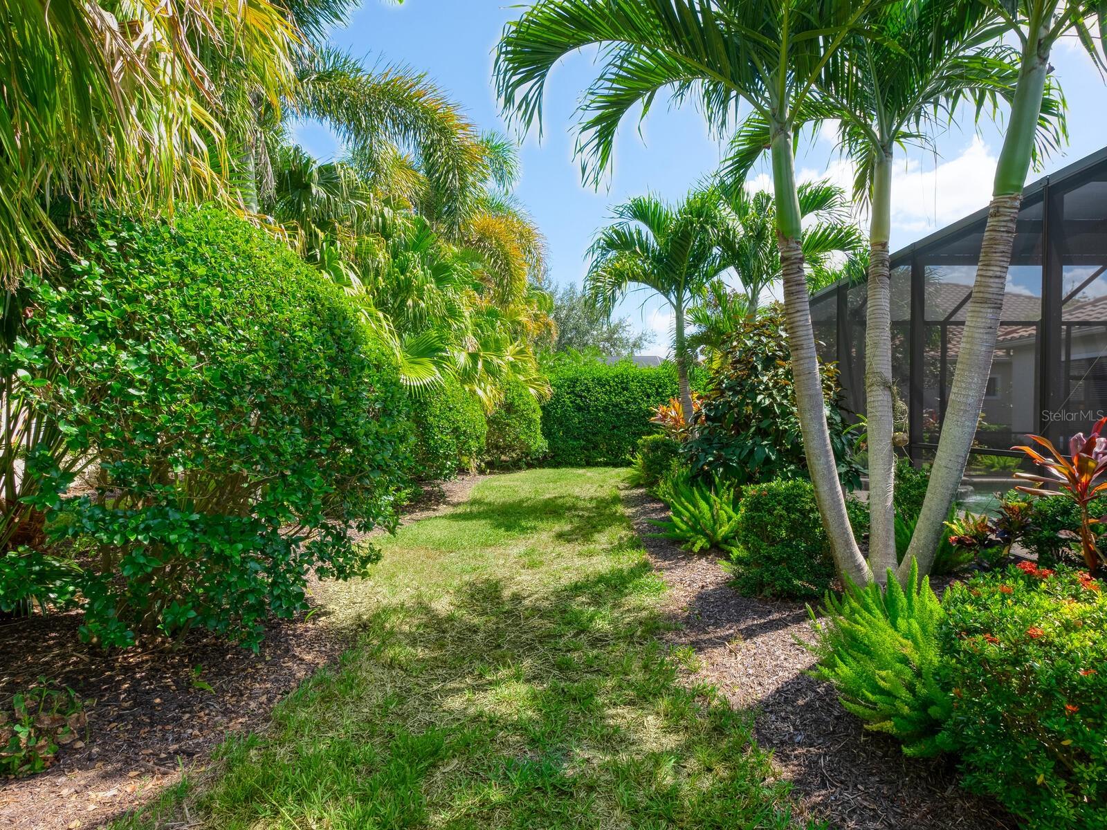 STONE RIDGE AT LAKEWOOD RANCH COUNTRY CLUB - Residential