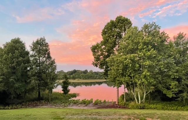 LAKESIDE PLACE - Residential