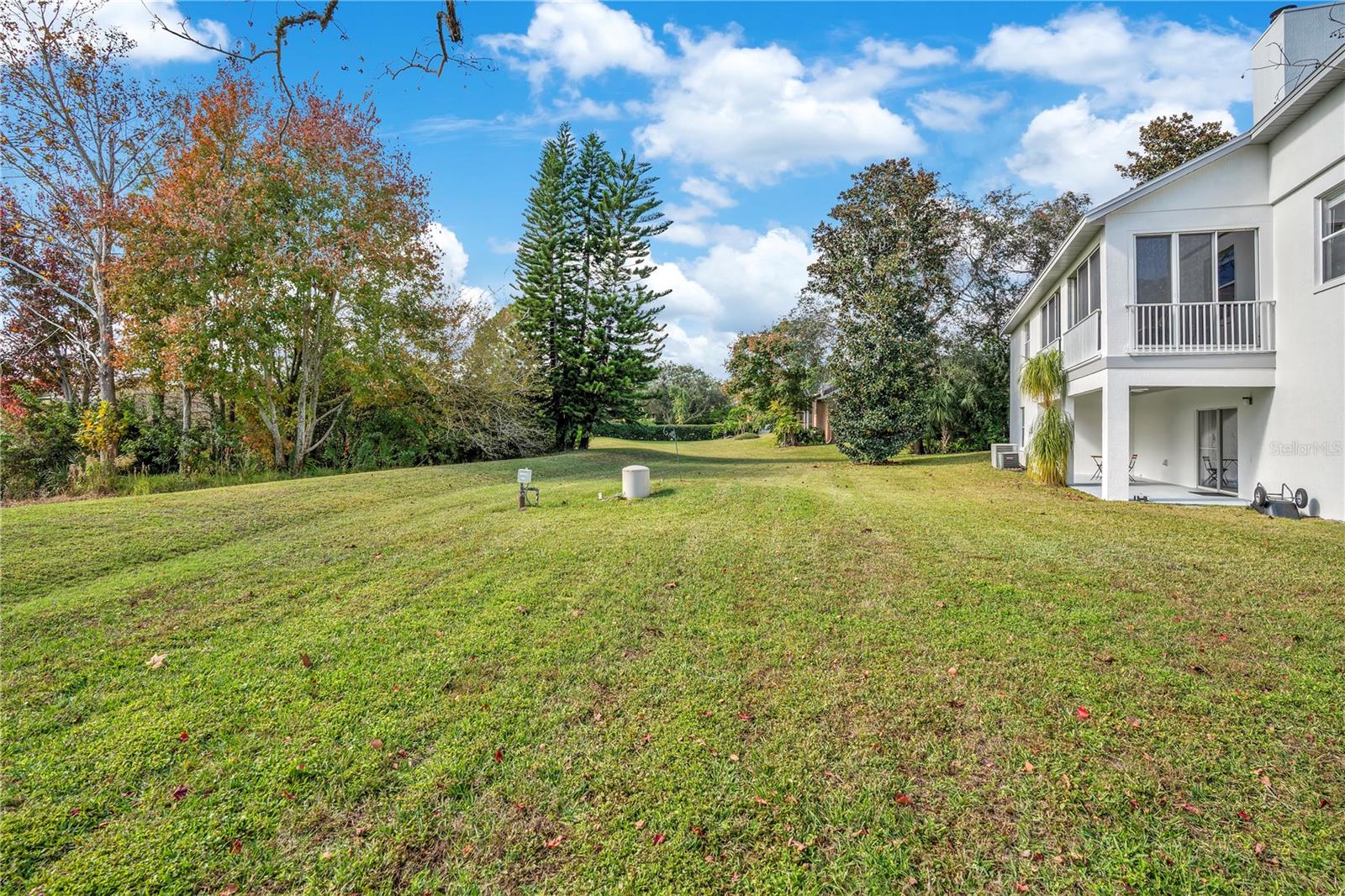 LAKESIDE PLACE - Residential