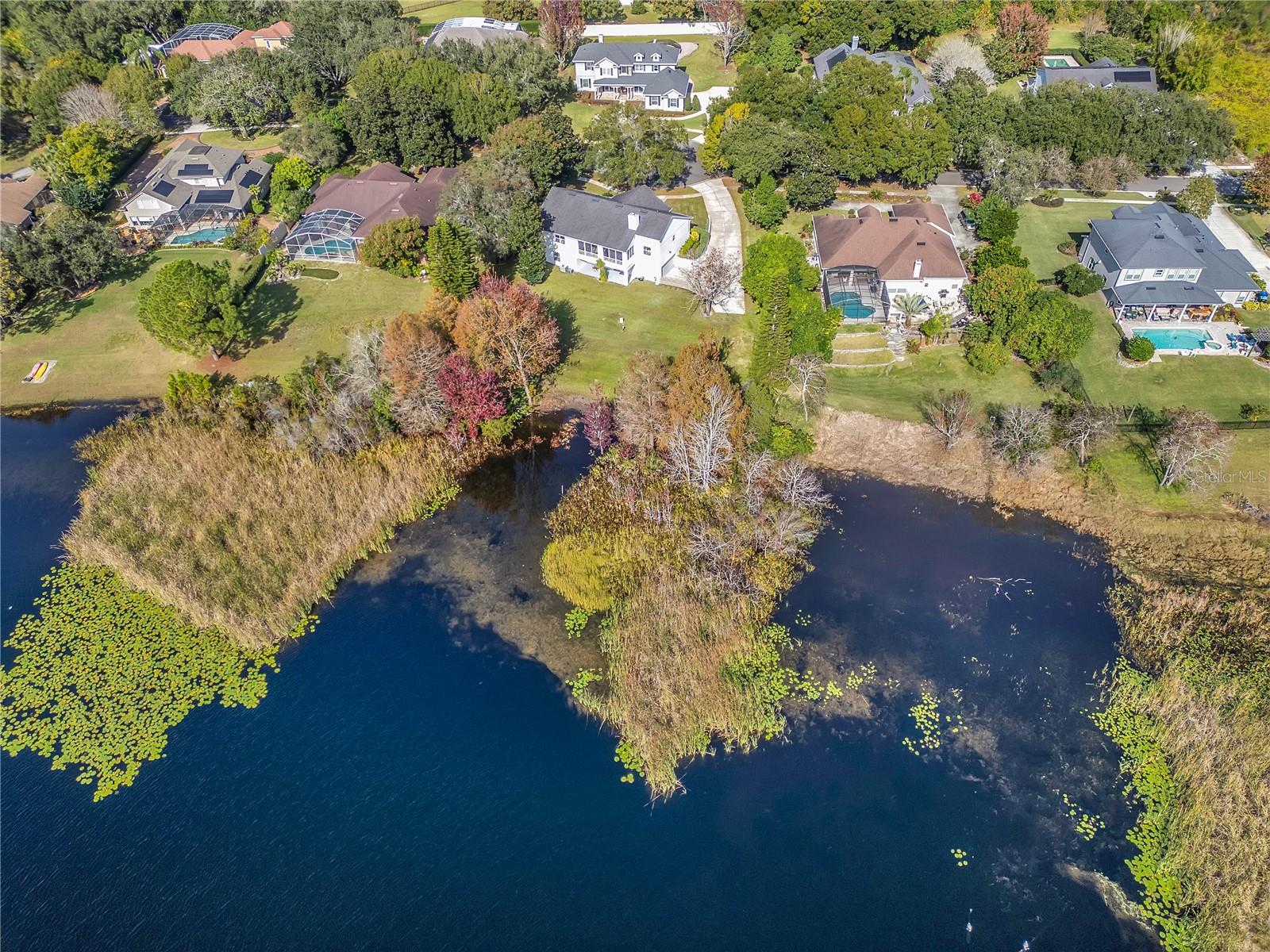 LAKESIDE PLACE - Residential